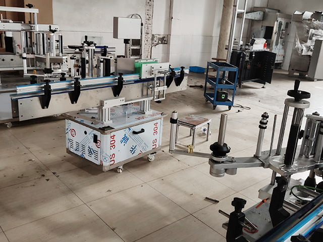 贴标机对中小企业发展_至关重要